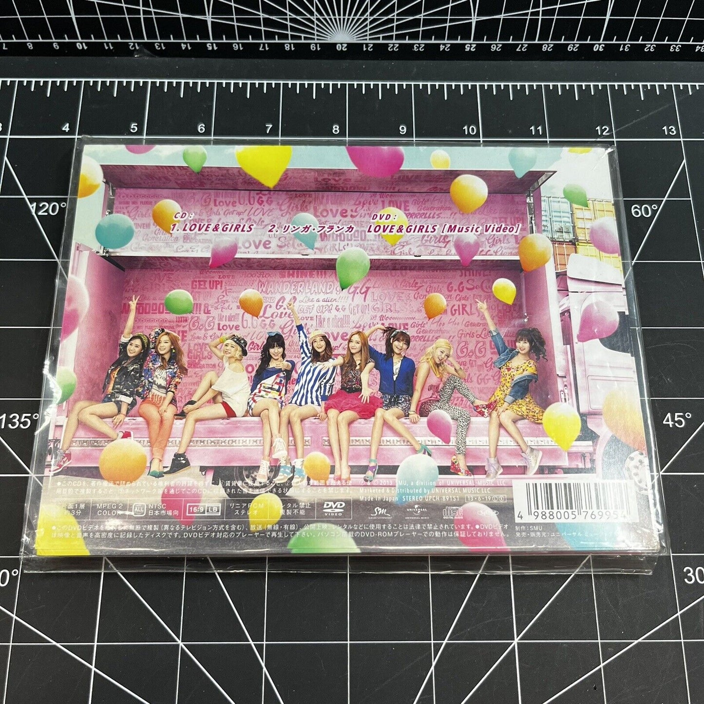 Girls' Generation The 7th Japan Single Album Love & Girls (Dance Version)