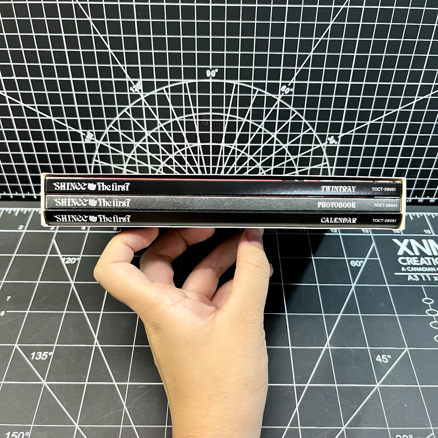 SHINee Japan 1st Album The First - No Photocard & Calendar