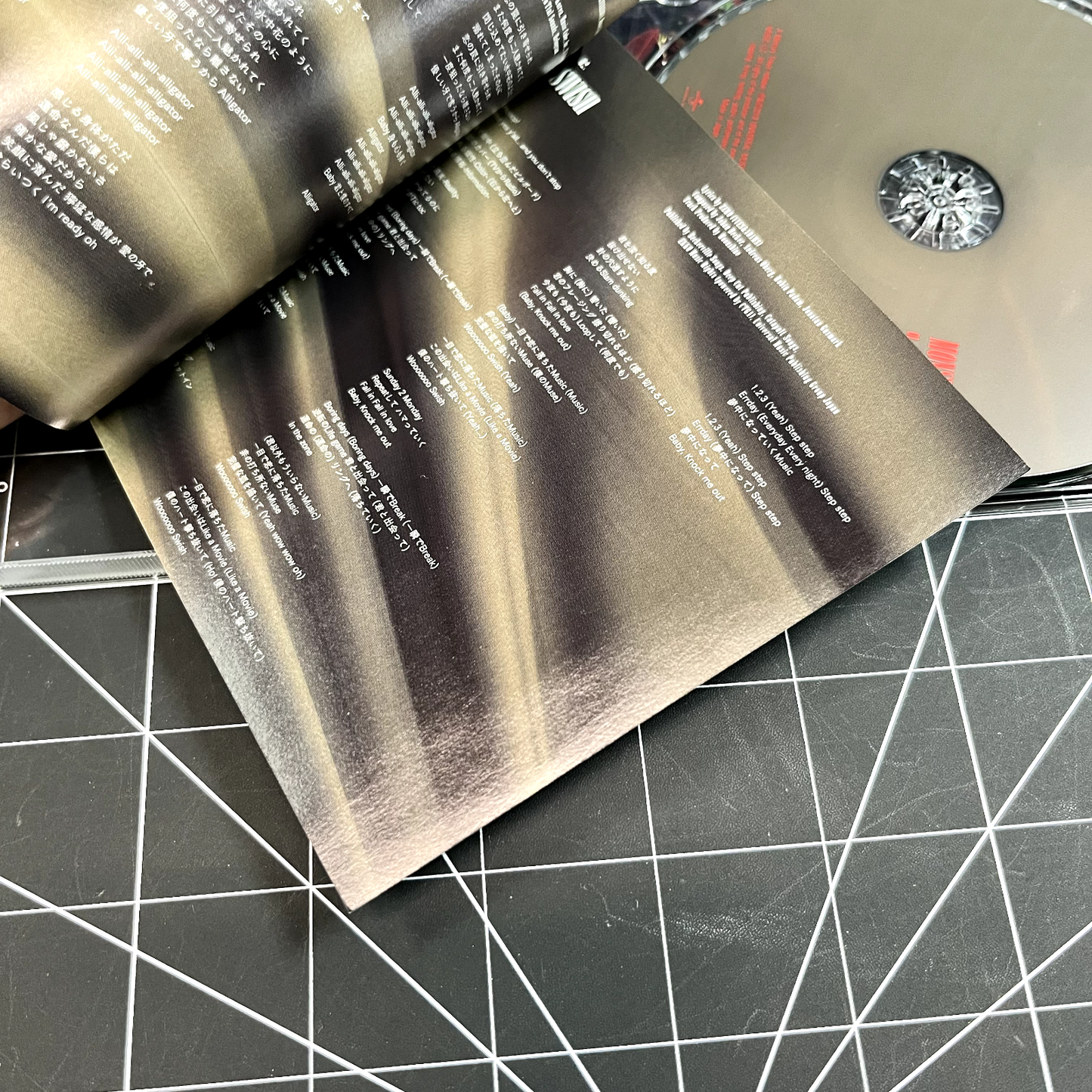 MONSTA X The 6th Japan Single CD Alligator - No Photocard