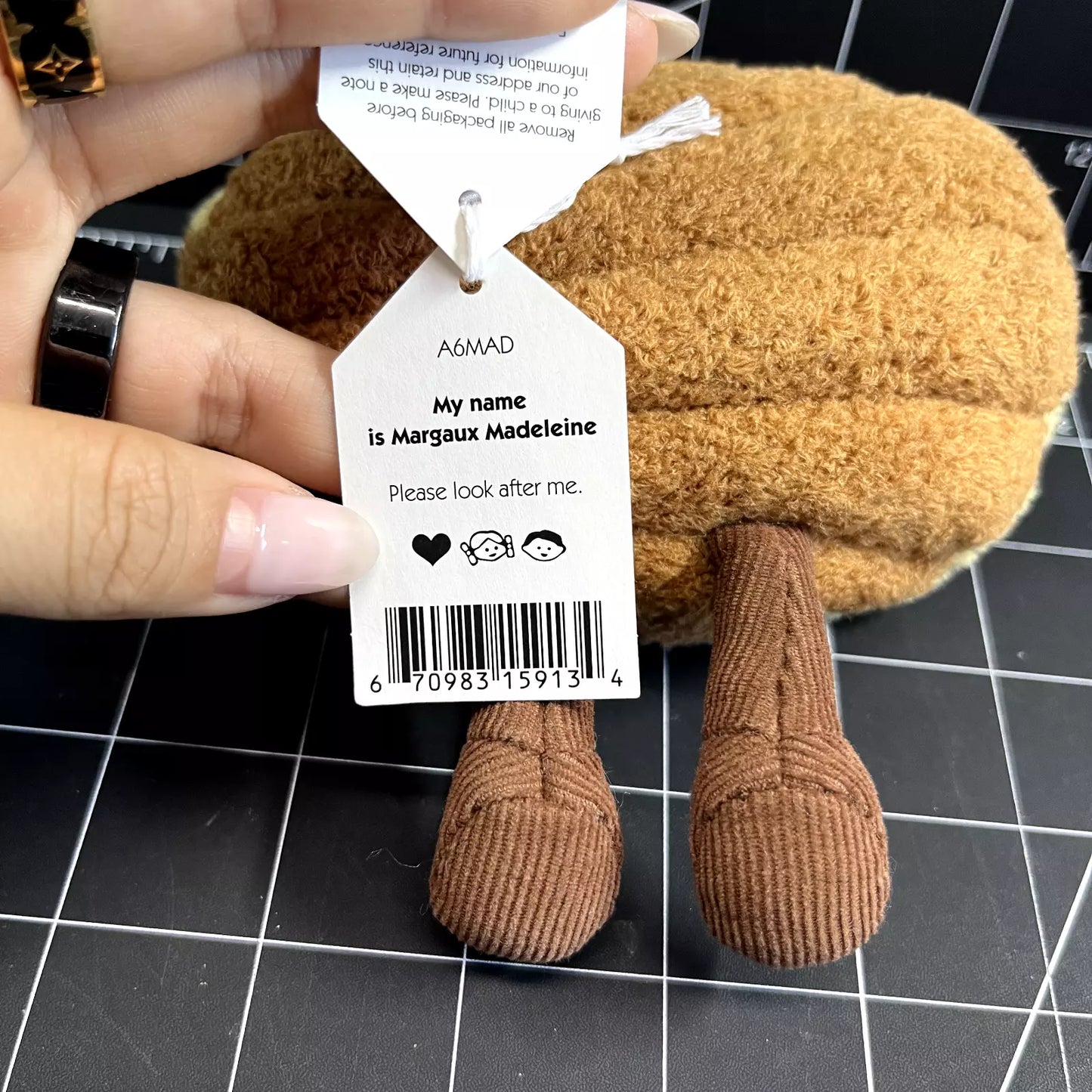 Jellycat Amusables Paris Patisserie Margaux Madeleine