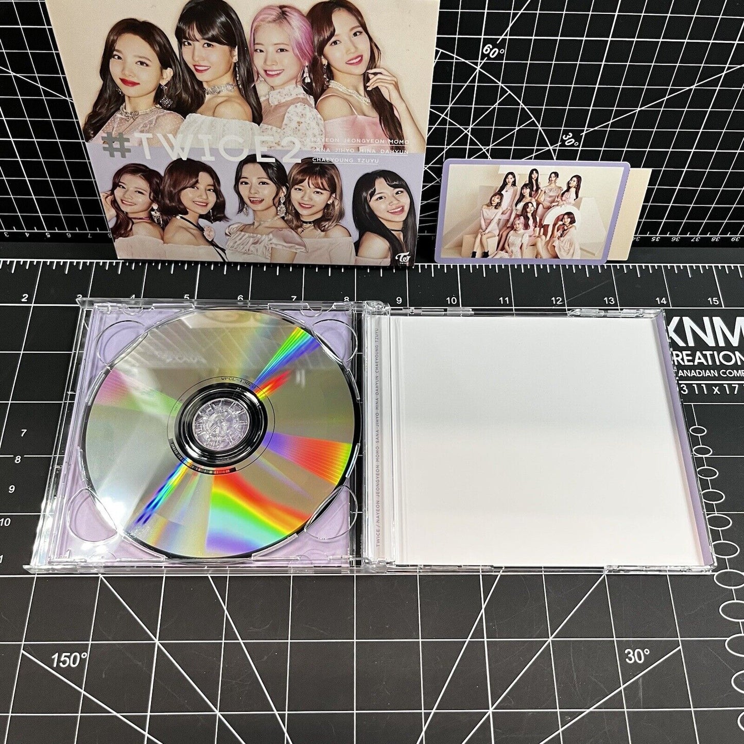 TWICE #TWICE 2 Japan Limited Edition Album (Type B) - Group Photocard