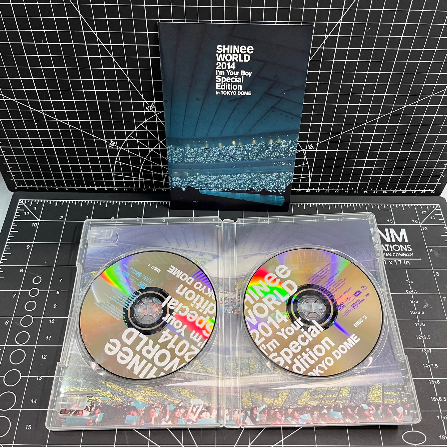 SHINee WORLD 2014 ~ I'm Your Boy ~ Special Edition in TOKYO DOME