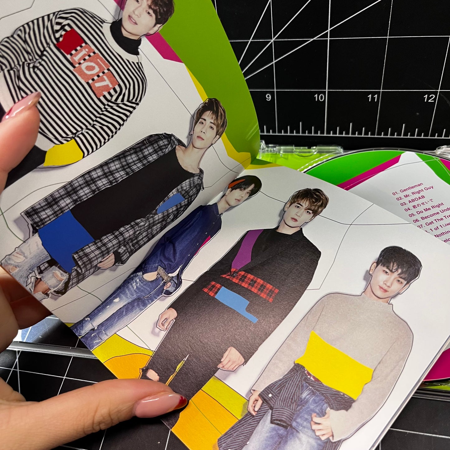 SHINee V FIVE Japan Album (Jewel Case CD)