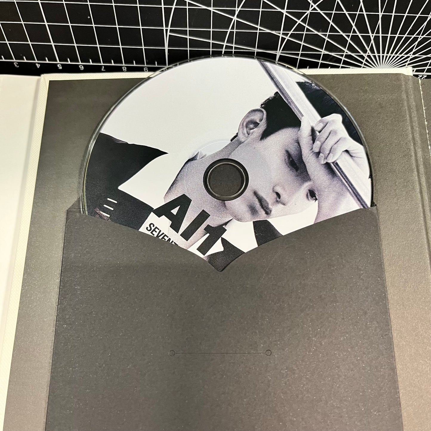 SEVENTEEN The 4th Mini Album Alone Al1 (01 Ver.) - No Photocard