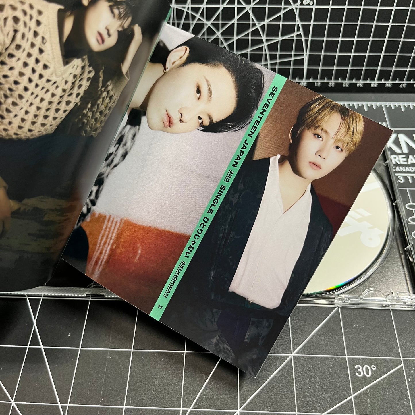 SEVENTEEN The 3rd Japan Single Album Hitorijanai (Normal Ver.)