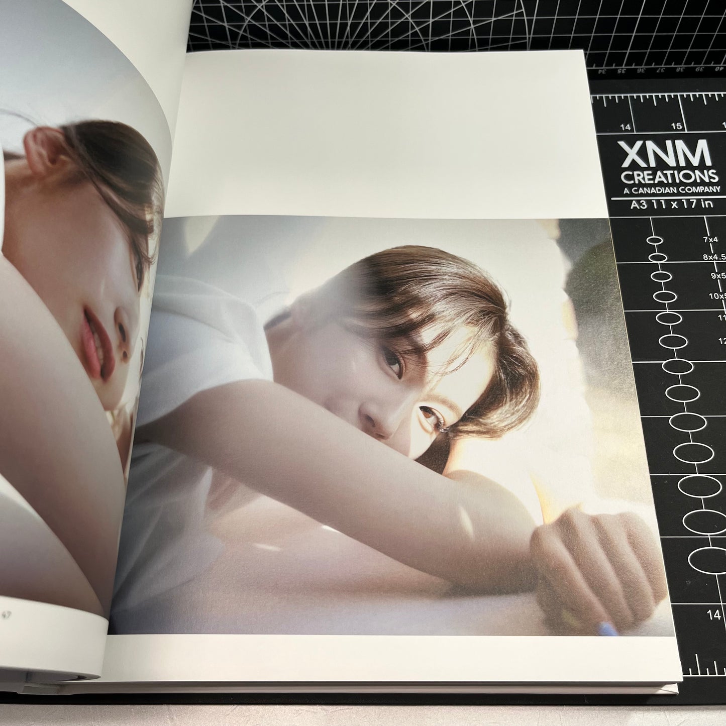TWICE The 1st Photobook Yes, I am Sana. (White Version)