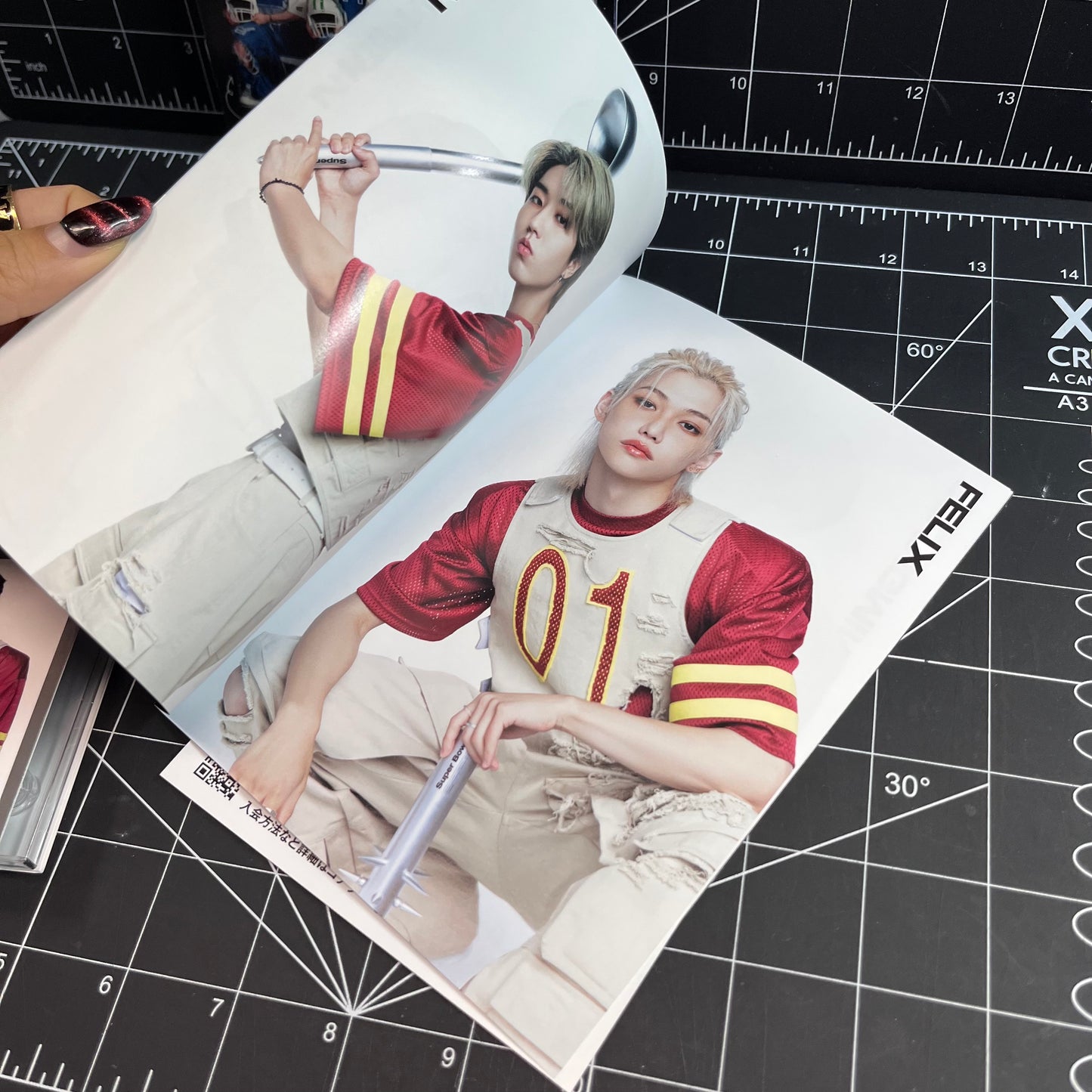 Stray Kids Social Path (feat. LiSA)/Super Bowl Japanese Ver. (Limited Type B)