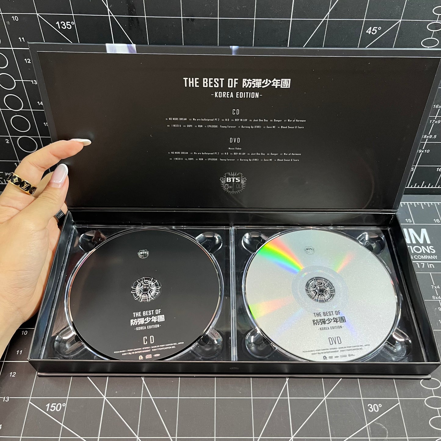 BTS The Best of BTS (Korea Edition) CD & DVD Limited Deluxe Version