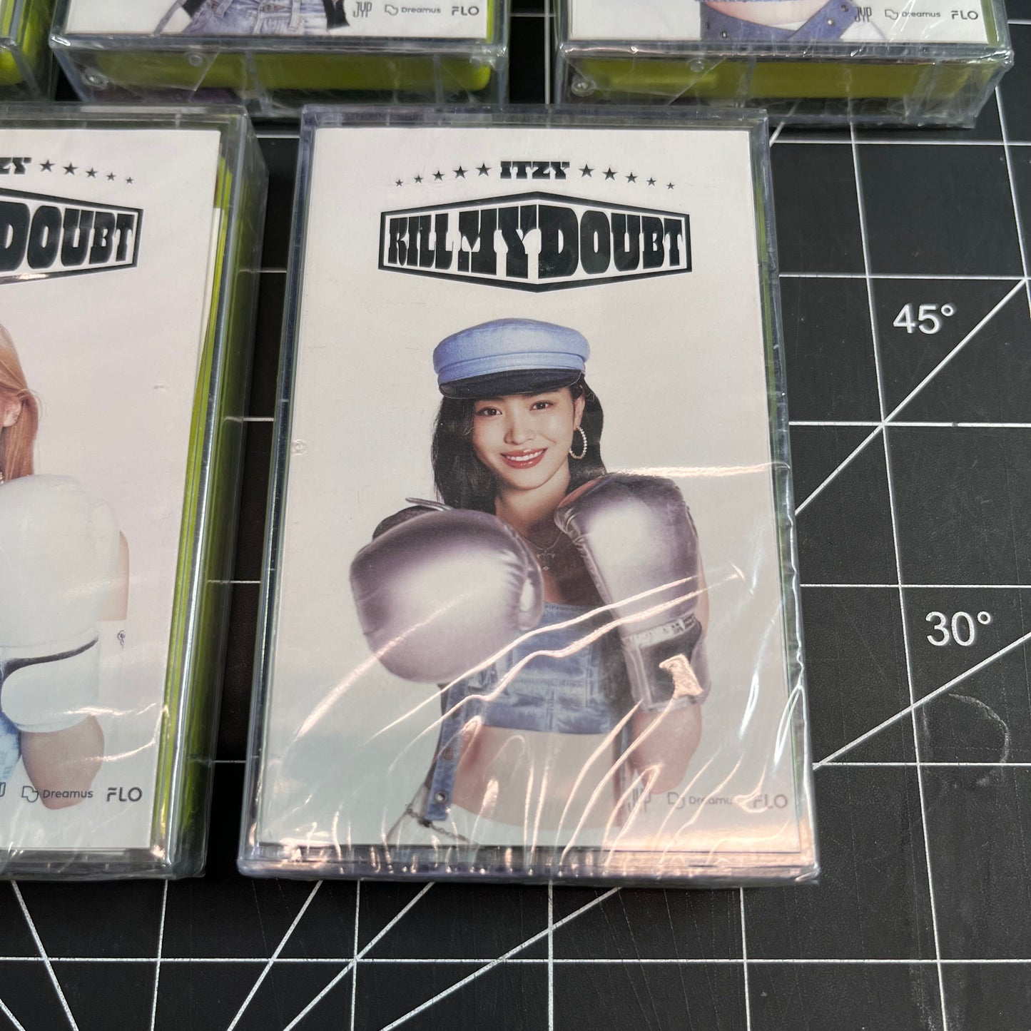 ITZY The 7th Mini Album Kill My Doubt (Cassette Version)