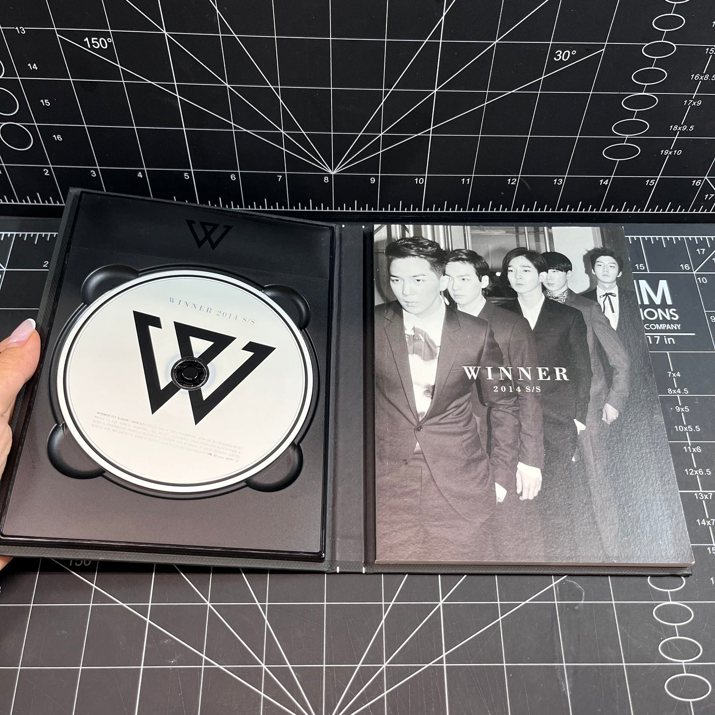 WINNER Debut Album 2014 S/S Launching Edition - Seung Hoon Photocard