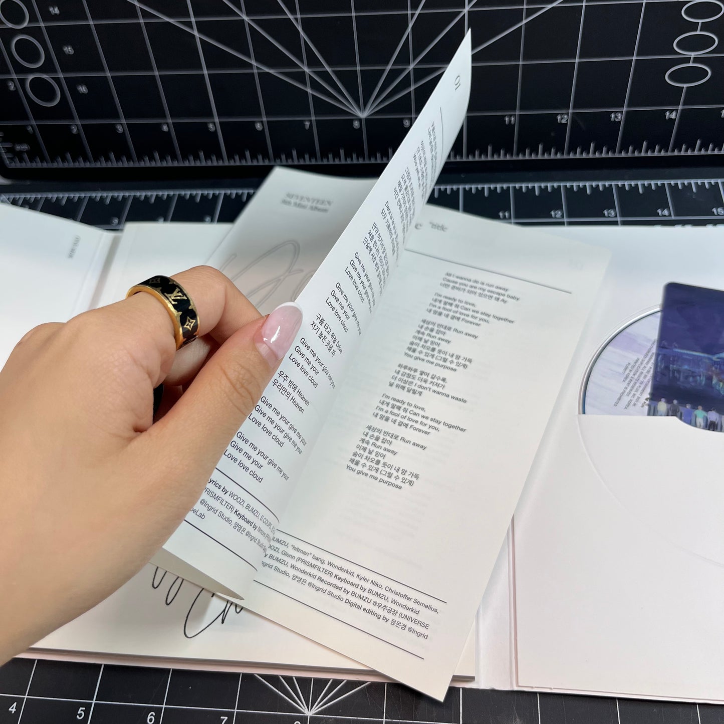 SEVENTEEN The 8th Mini Album Your Choice (One Side Ver.) - No Inclusions