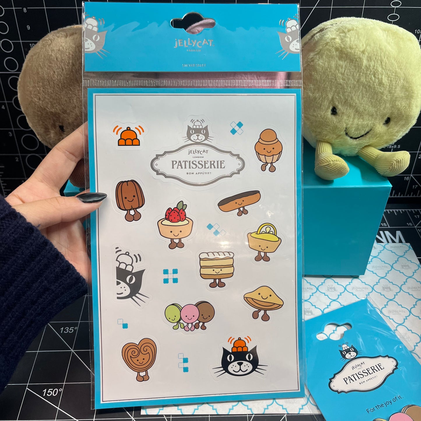 Pre-Order (17th October) Jellycat Amusables Paris Patisserie Mia, Mona and Max Macaron