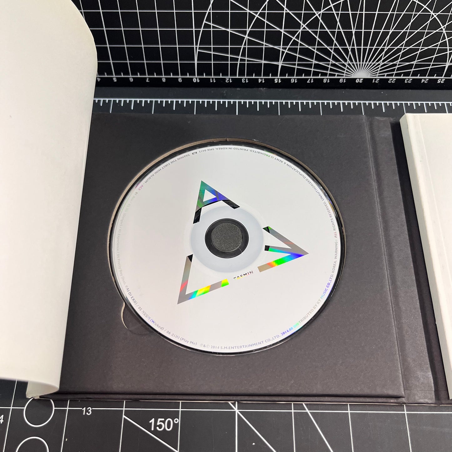 Taemin The 1st Solo Album ACE (Black Version) - No Photocard