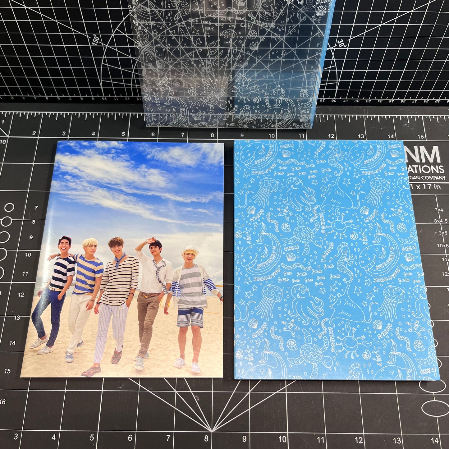 SHINee Japan Album Boys Meet U (Limited Edition) - Taemin Photocard