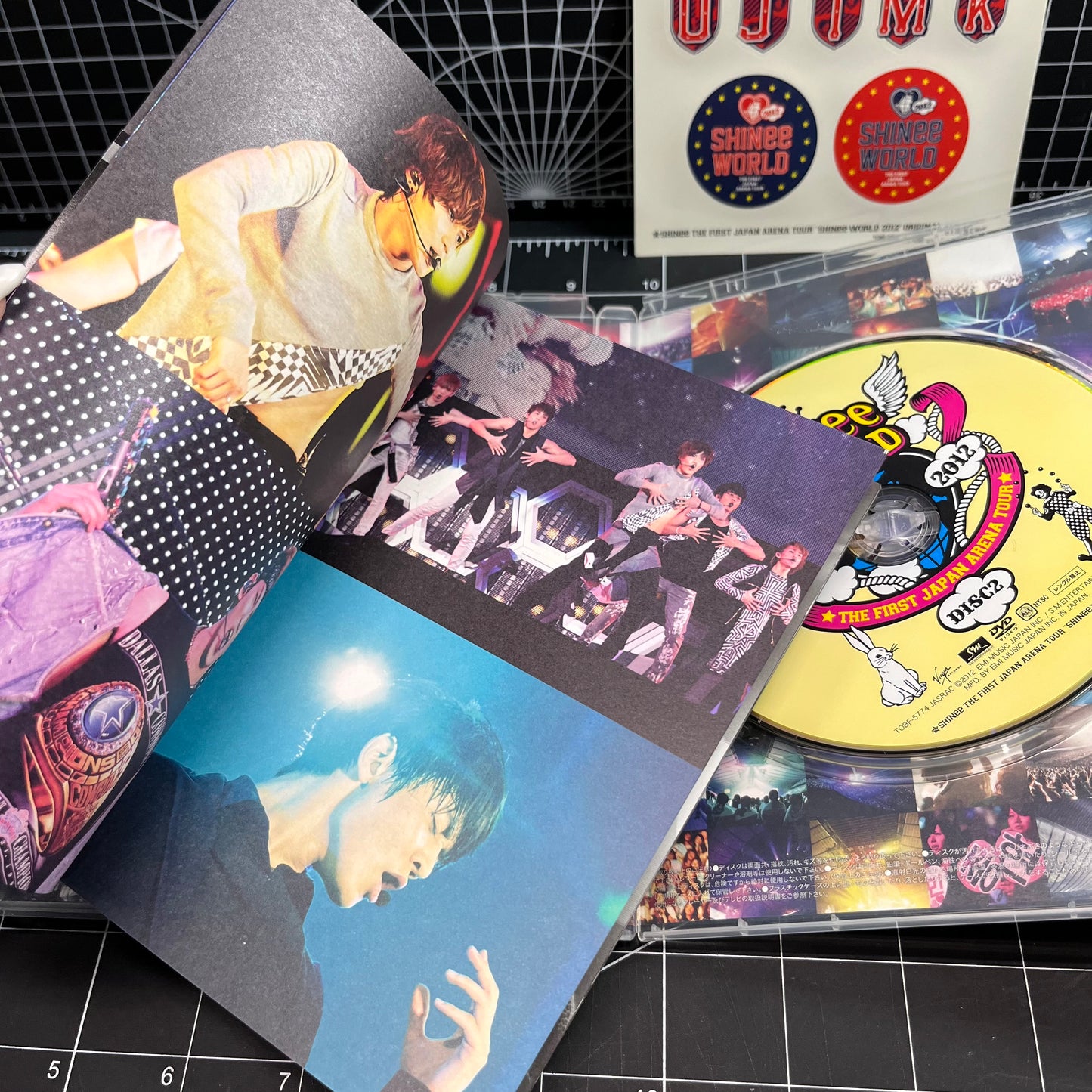 SHINee WORLD The First Arena Tour 2012 (Standard Edition)