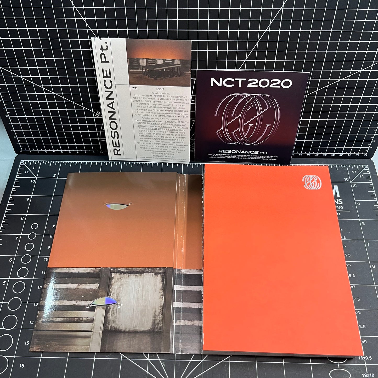 NCT 2020 Resonance Pt.1 Album (Future Ver.) - No Photocard