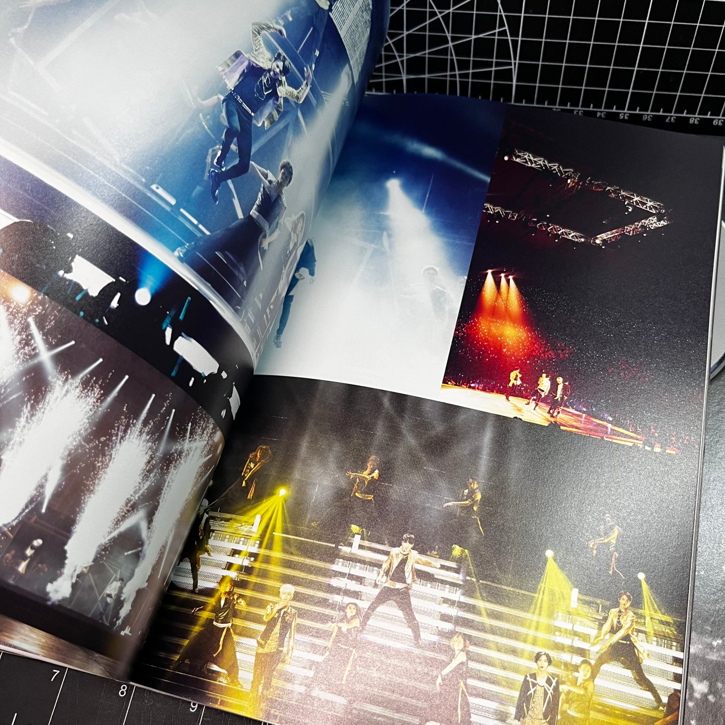 SHINee Japan Arena Tour SHINee World ~Boys Meet U~ 2013
