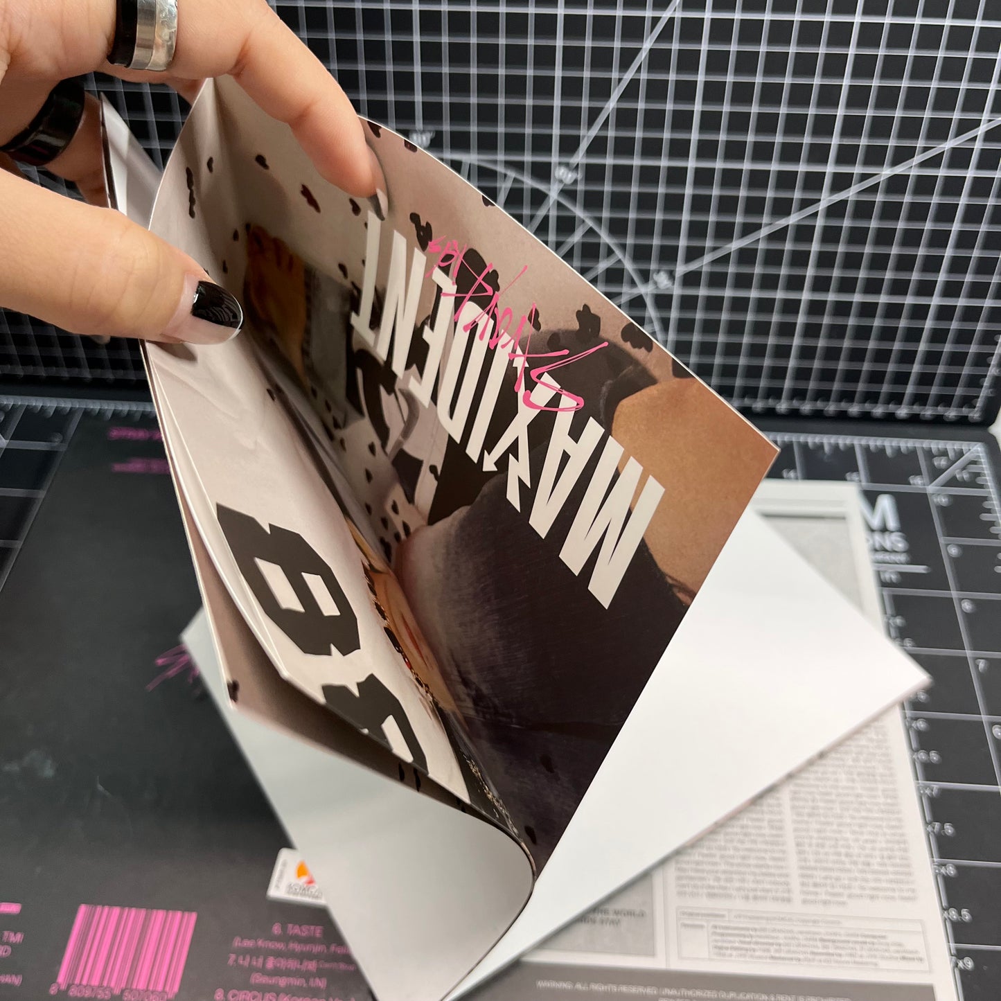 Stray Kids The 7th Mini Album MAXIDENT (Standard Heart Ver.) - No Photocard