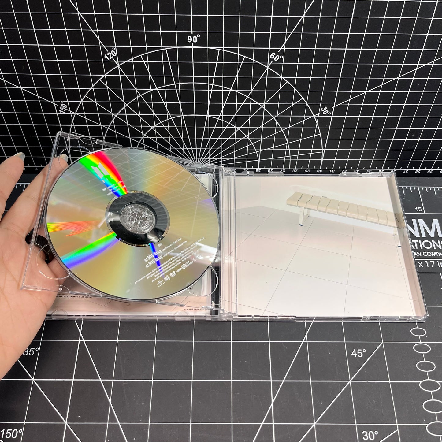 BTS Japan CD MIC Drop/DNA/Crystal Snow (Type C)
