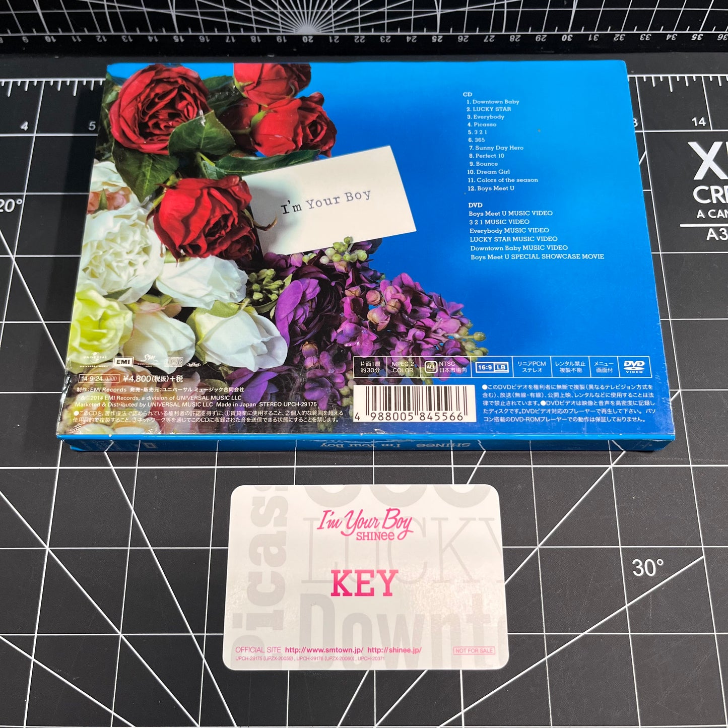 SHINee I'm Your Boy Japan Album First Limited Edition (Type A) - Key Photocard