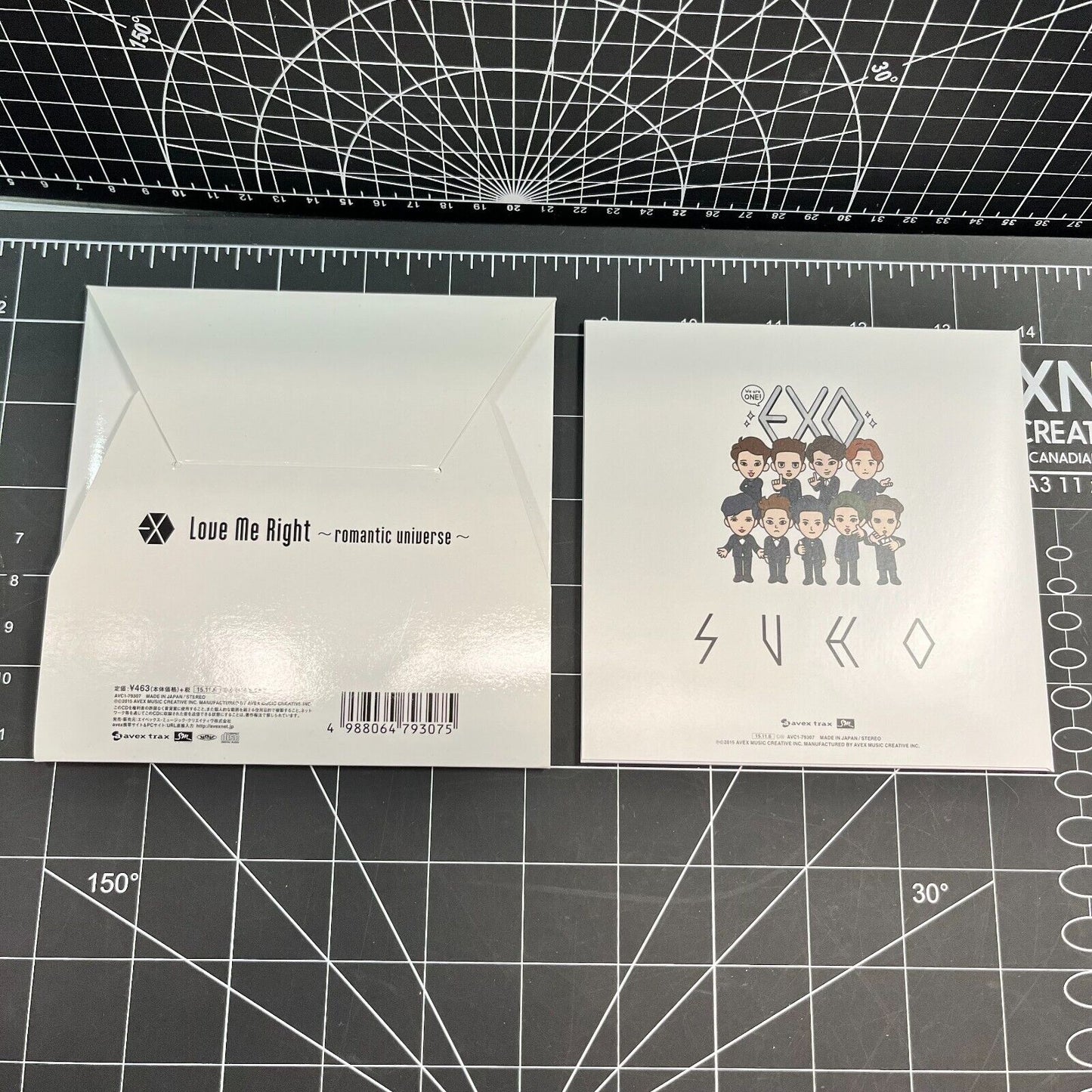 EXO Japan Album Love Me Right (Romantic Universe) - Suho Version