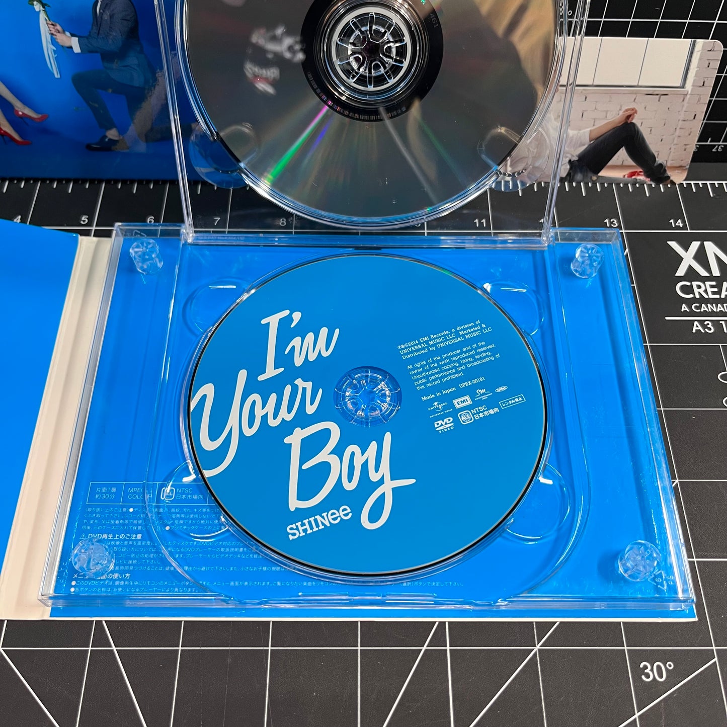 SHINee I'm Your Boy Japan Album First Limited Edition (Type A) - Key Photocard