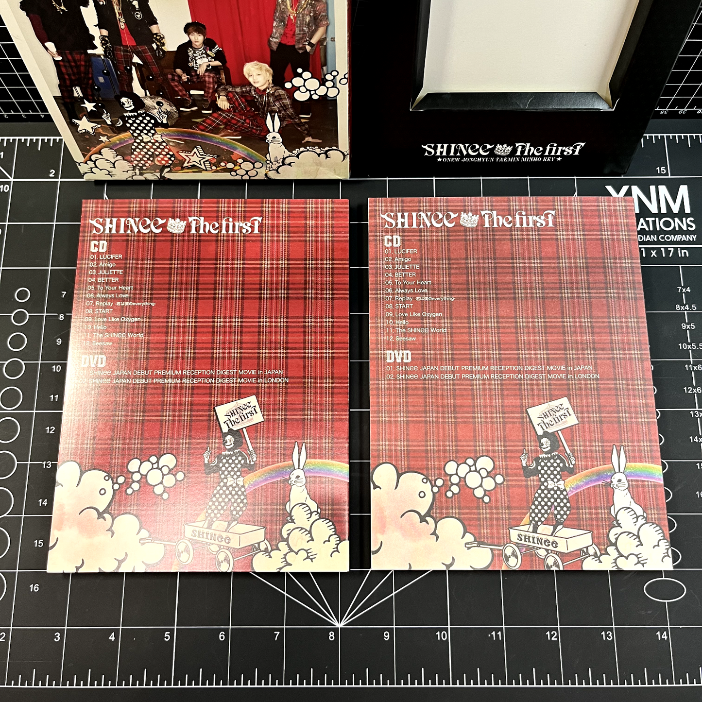 SHINee Japan 1st Album The First - No Photocard & Calendar