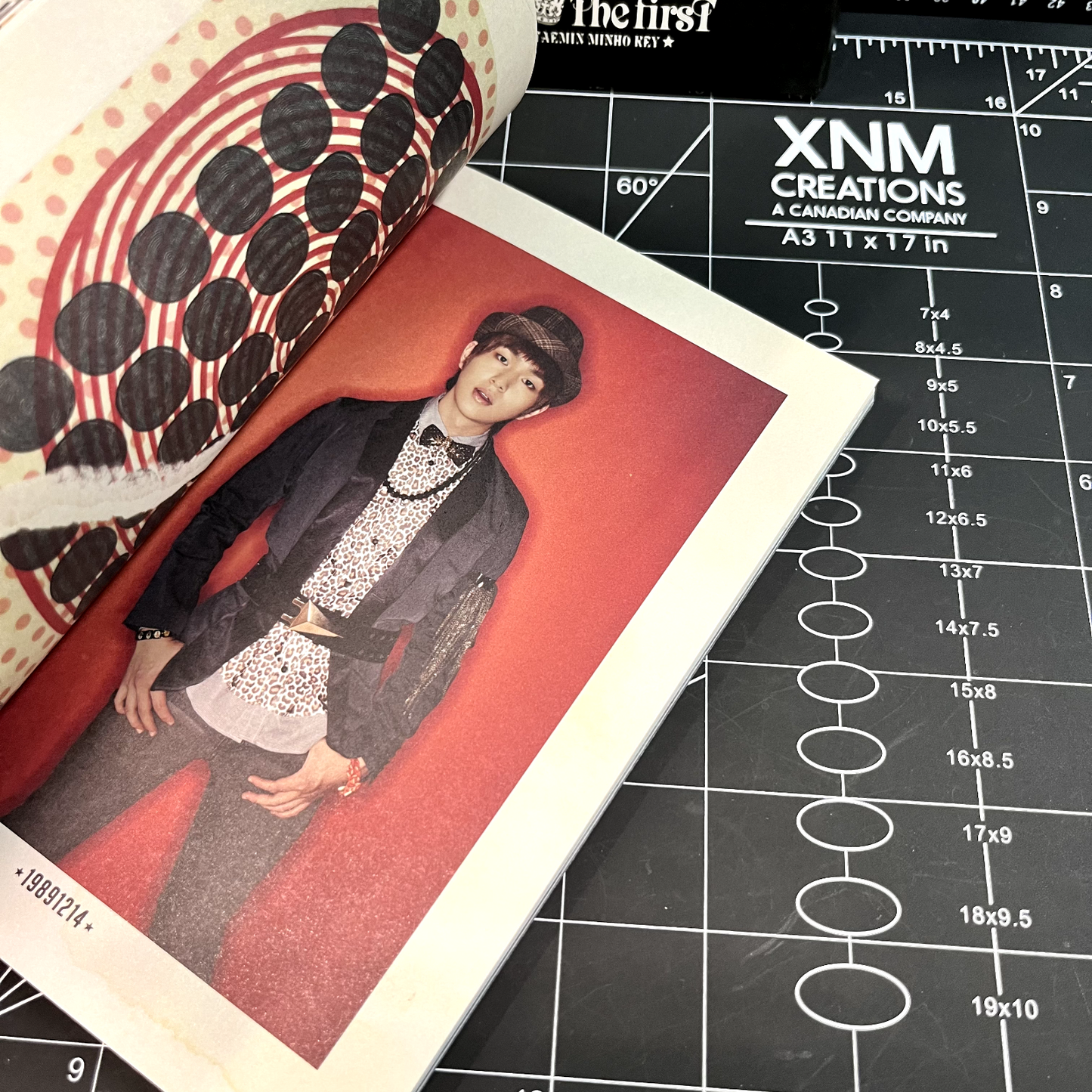 SHINee Japan 1st Album The First - No Photocard & Calendar