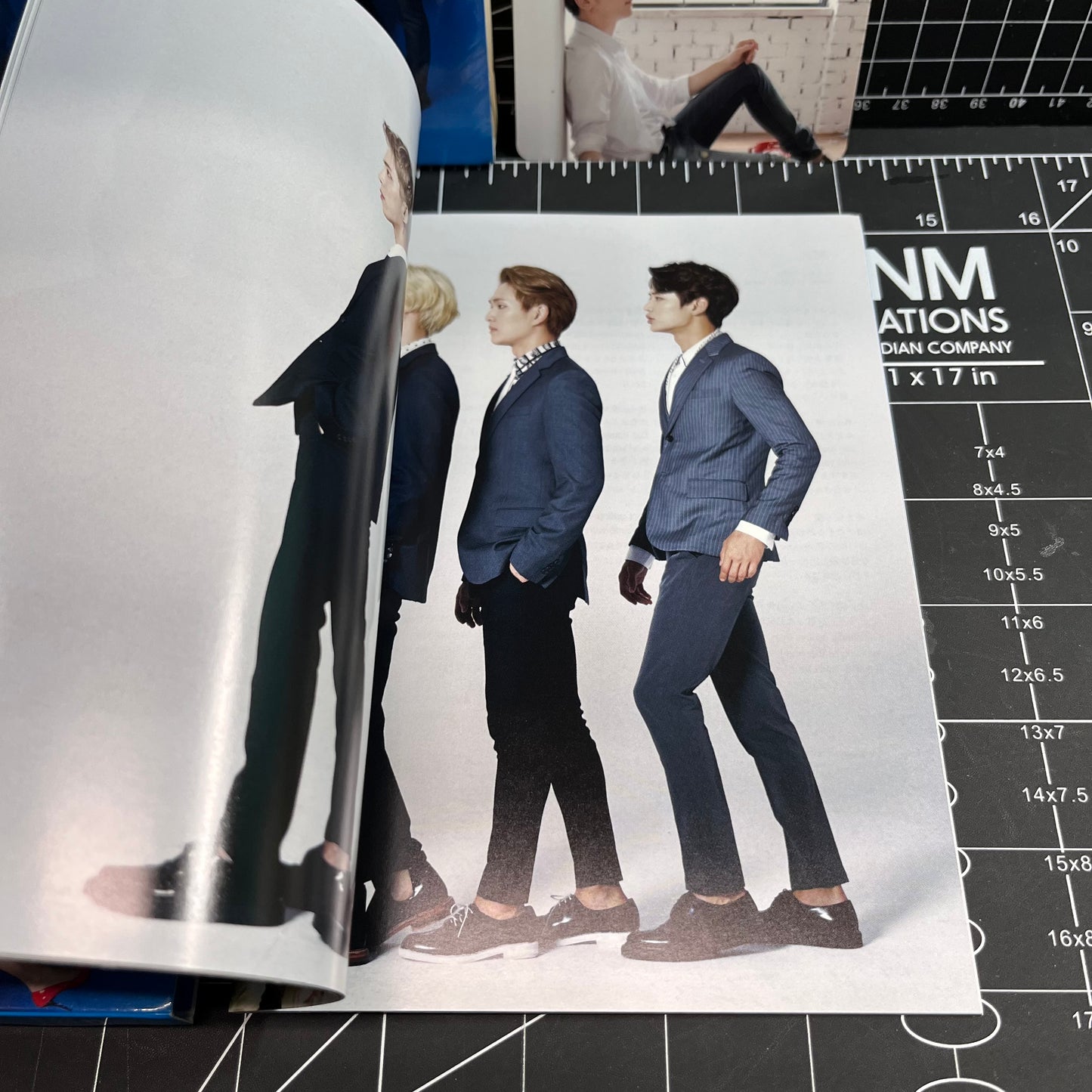 SHINee I'm Your Boy Japan Album First Limited Edition (Type A) - Key Photocard