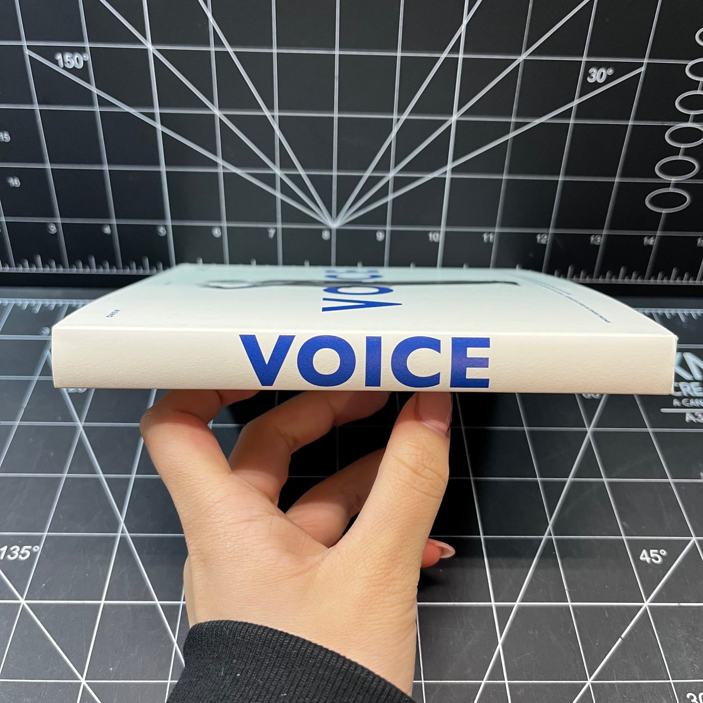 Onew The First Mini Album VOICE (White Version)
