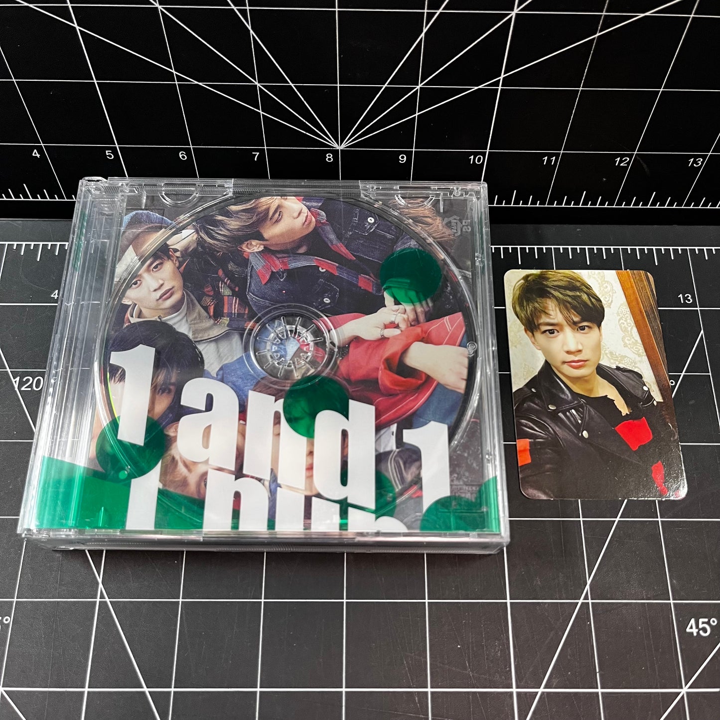SHINee The 5th Album Repackage 1 and 1