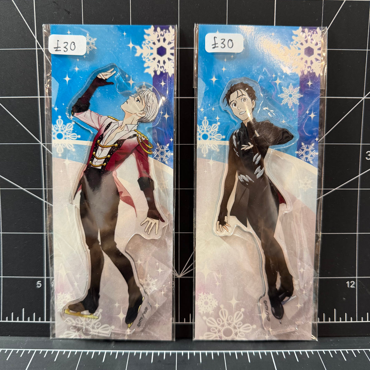 Yuri! On Ice Finish Pose Acrylic Stand