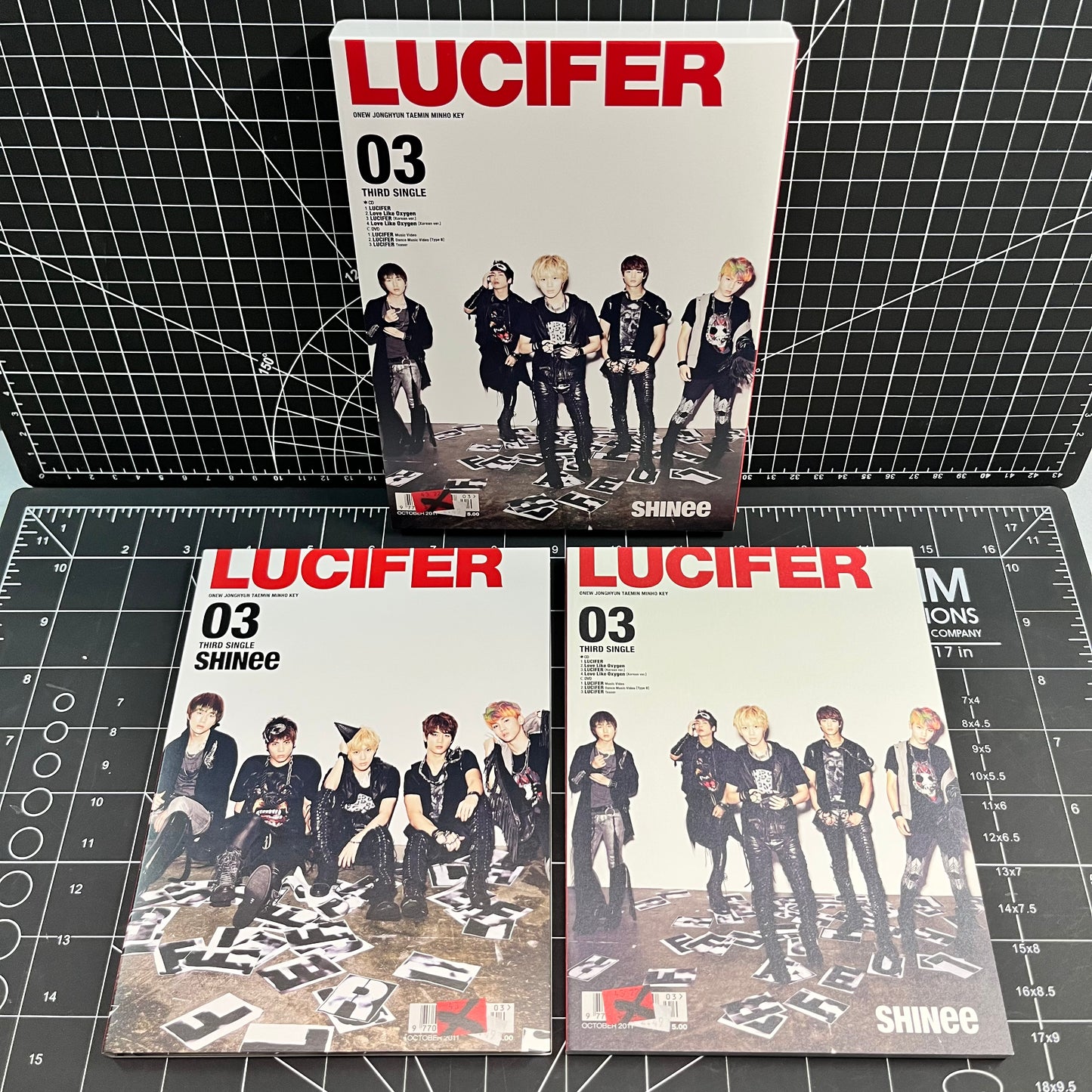 SHINee LUCIFER 03 Third Japan Single Type B - Photobook & Twintray (CD & DVD)