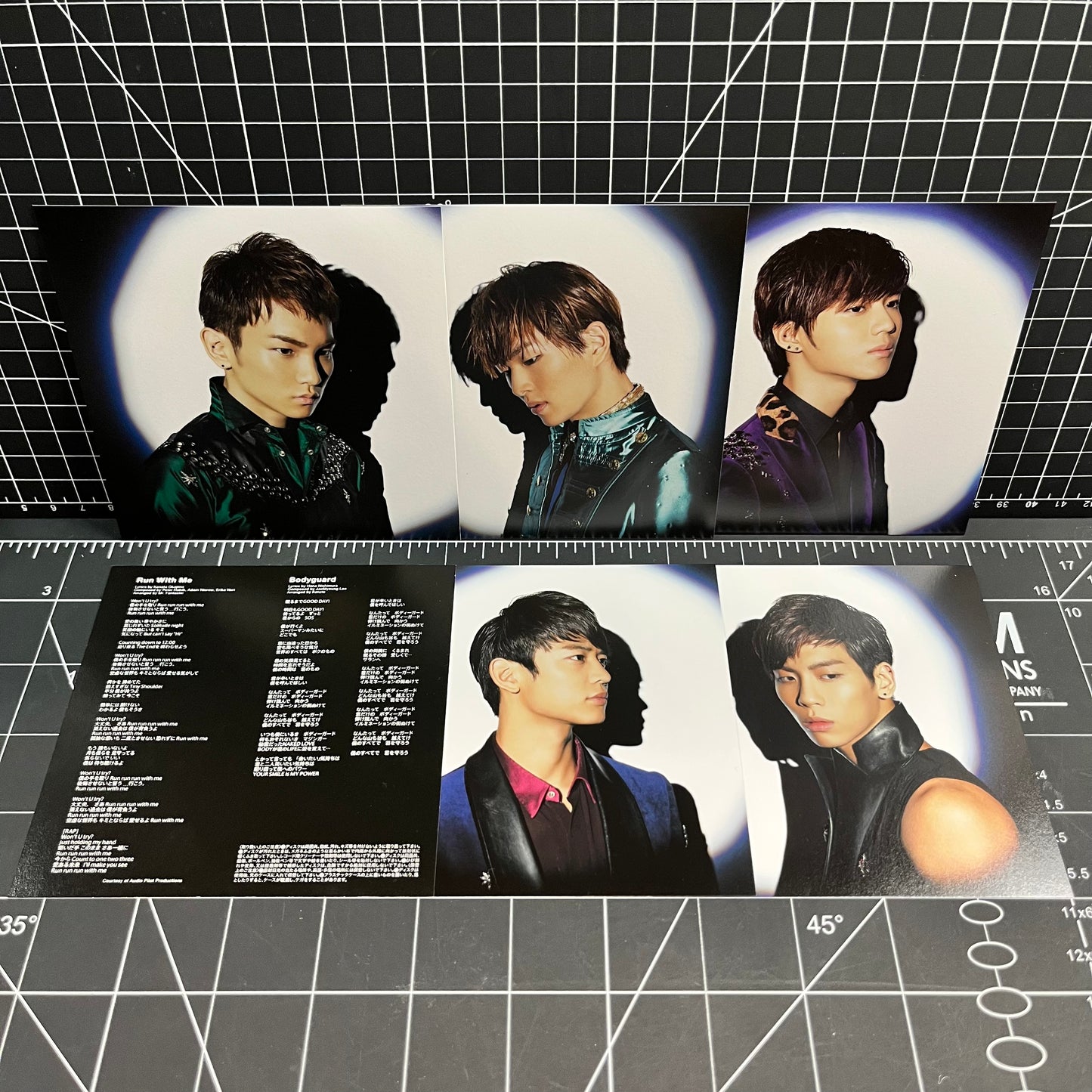 SHINee The 5th Japan Single Album Dazzling Girl (Type B) - No Photocard