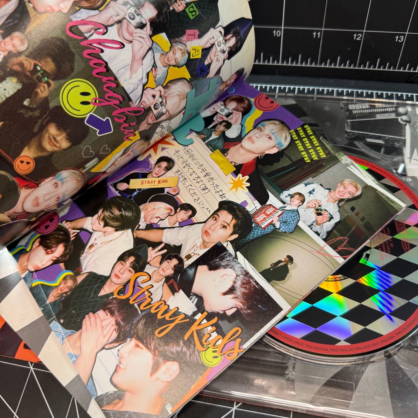 Stray Kids CIRCUS First Limited Edition (Type B) (CD+ZINE)