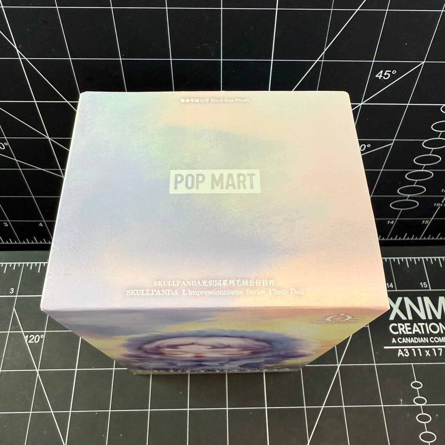 POP MART θSKULLPANDA L'impressionnisme Series Plush Doll