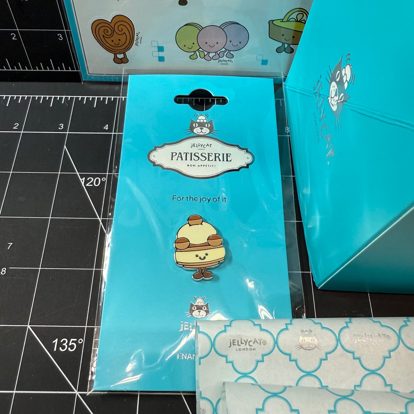 Pre-Order (17th October) Jellycat Amusables Paris Patisserie Mirielle St Honoré