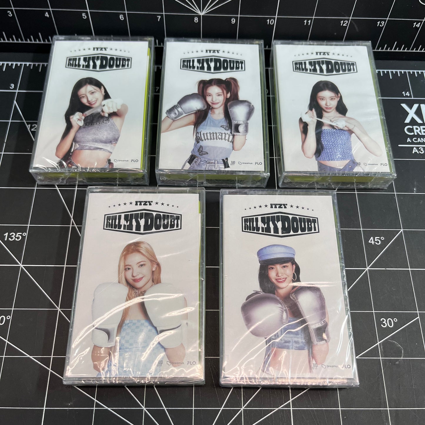 ITZY The 7th Mini Album Kill My Doubt (Cassette Version)