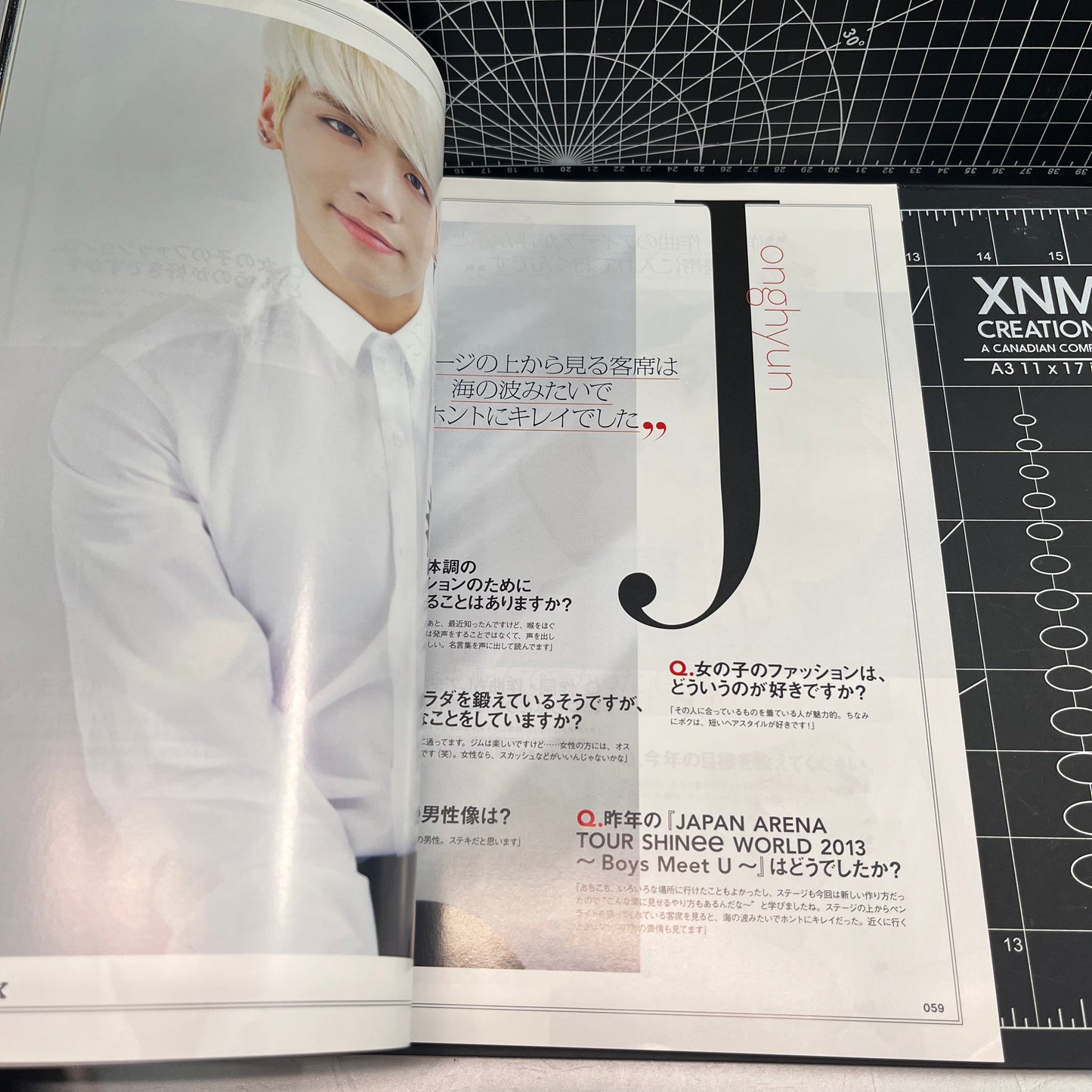 SHINee World J Official Fanclub Premium Magazine SEEK (Vol. 003)