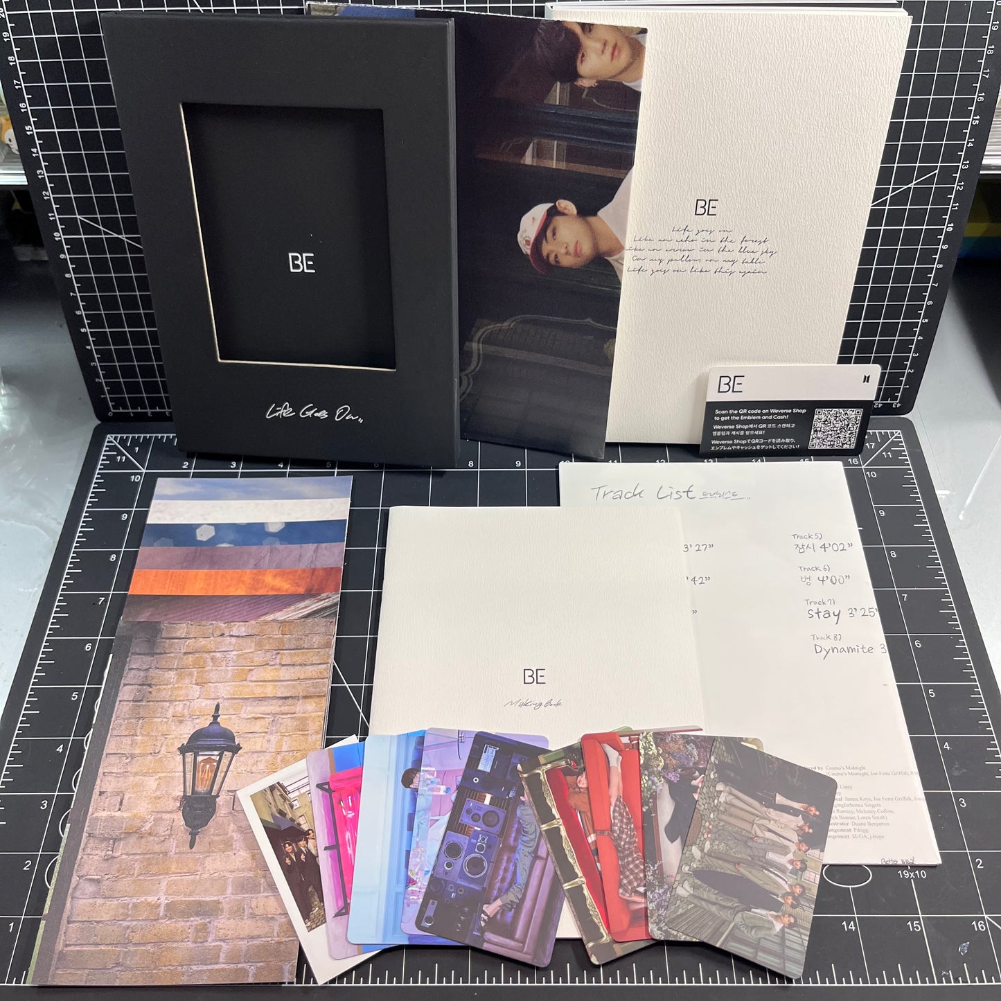 BTS The 9th Album BE (Deluxe Edition)