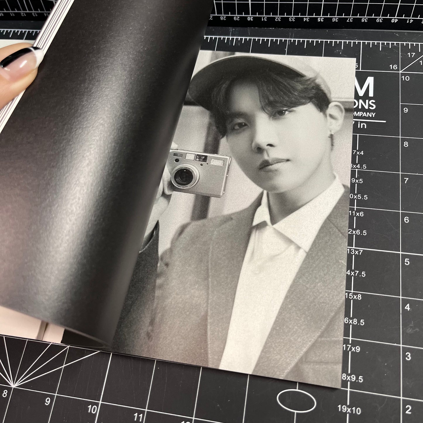 BTS The 9th Album BE (Deluxe Edition)