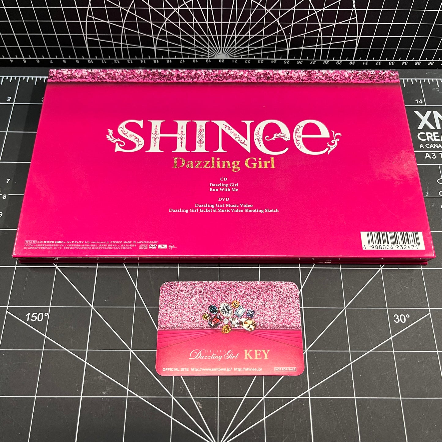 SHINee The 5th Japan Single Album Dazzling Girl (Limited Edition A) - Key Photocard