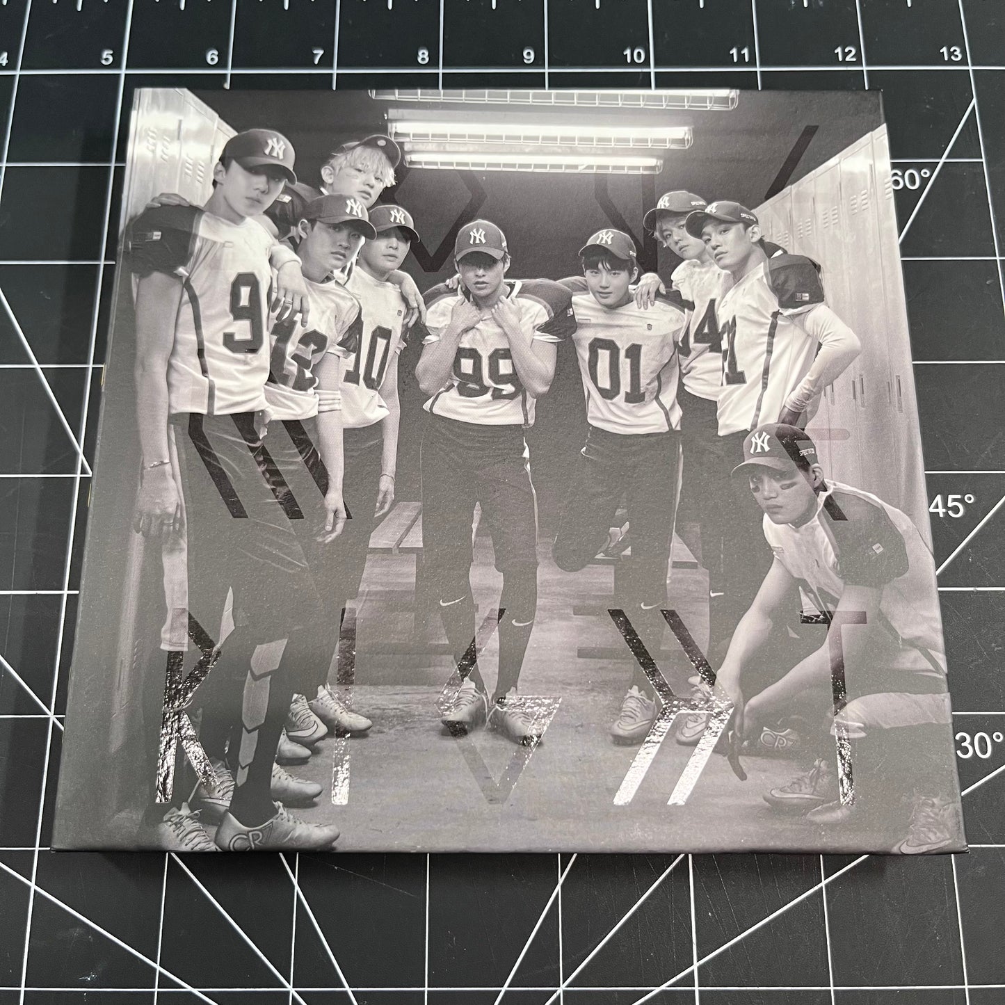 EXO The 2nd Repackage Album Love Me Right (Chinese Version) - No Photocard