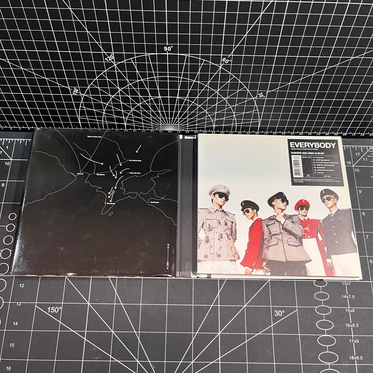 SHINee The 5th Mini Album Everybody - No Inclusions