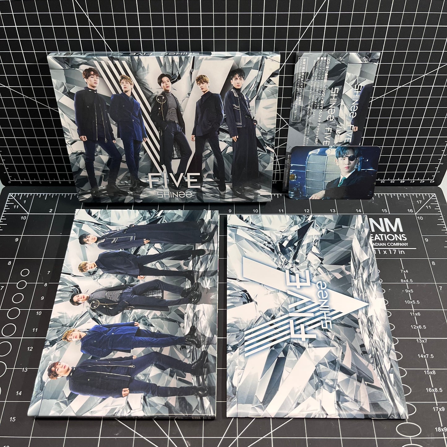 SHINee The 5th Japanese Album FIVE (Type B) - Key Photocard