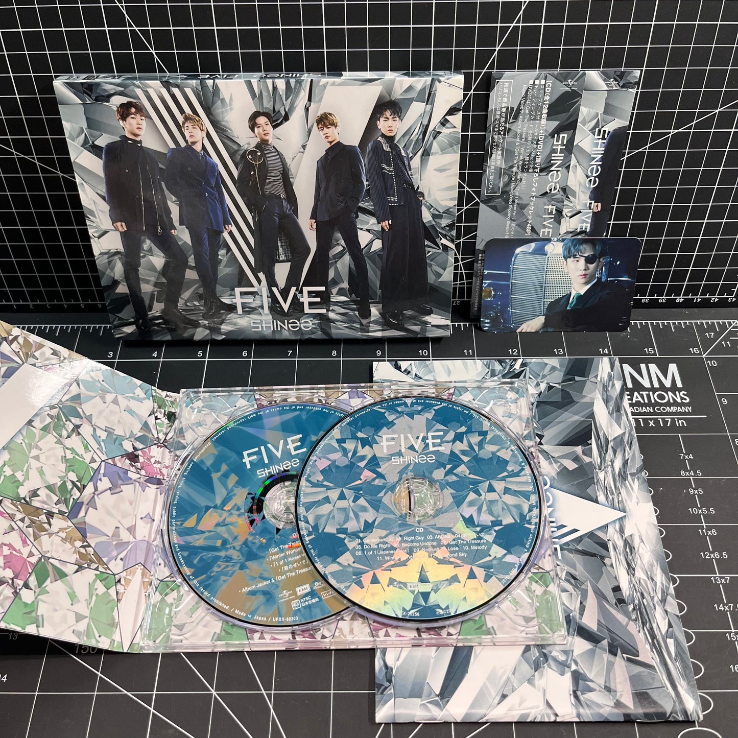SHINee The 5th Japanese Album FIVE (Type B) - Key Photocard