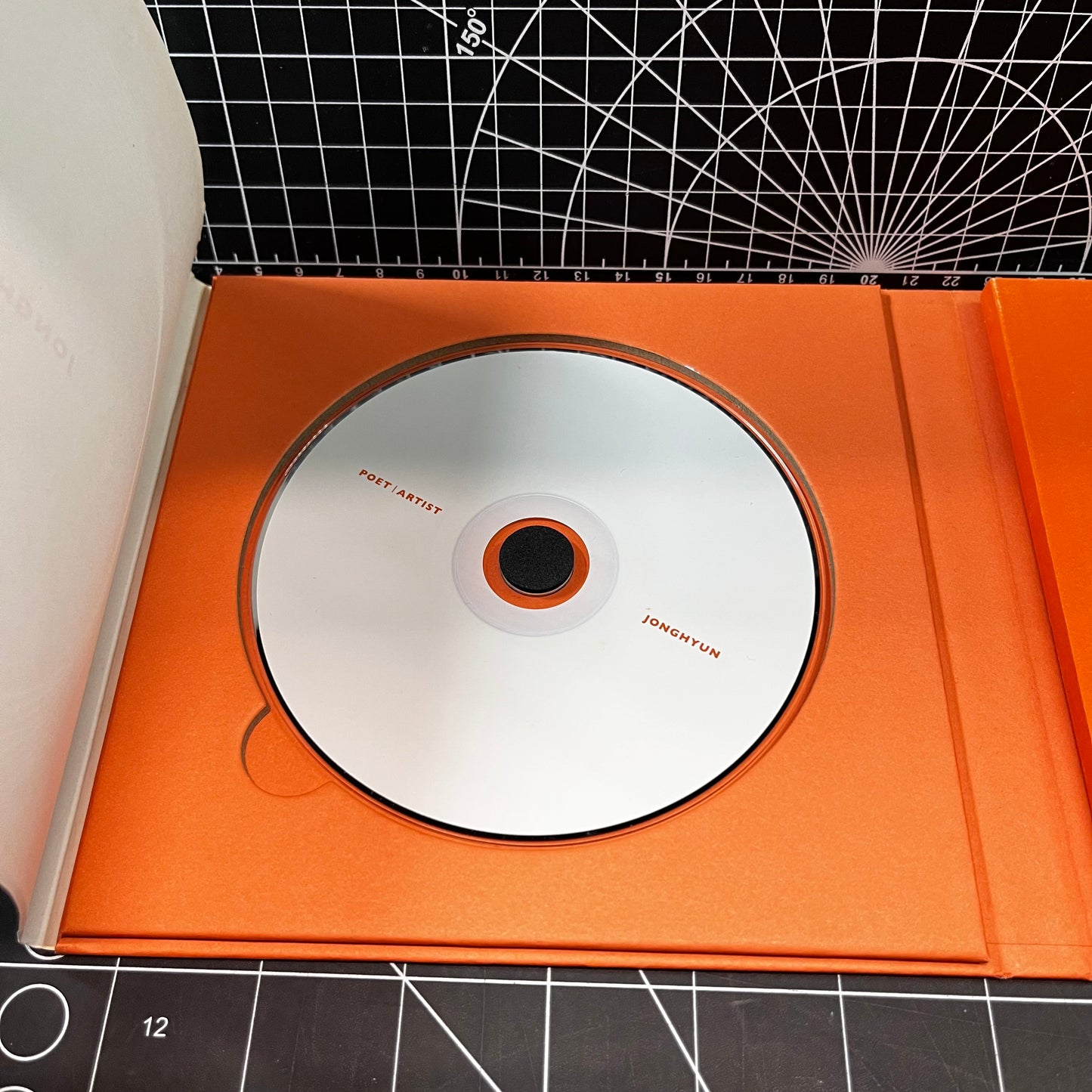 Jonghyun (SHINee) Solo Album Poet Artist - No Photocard