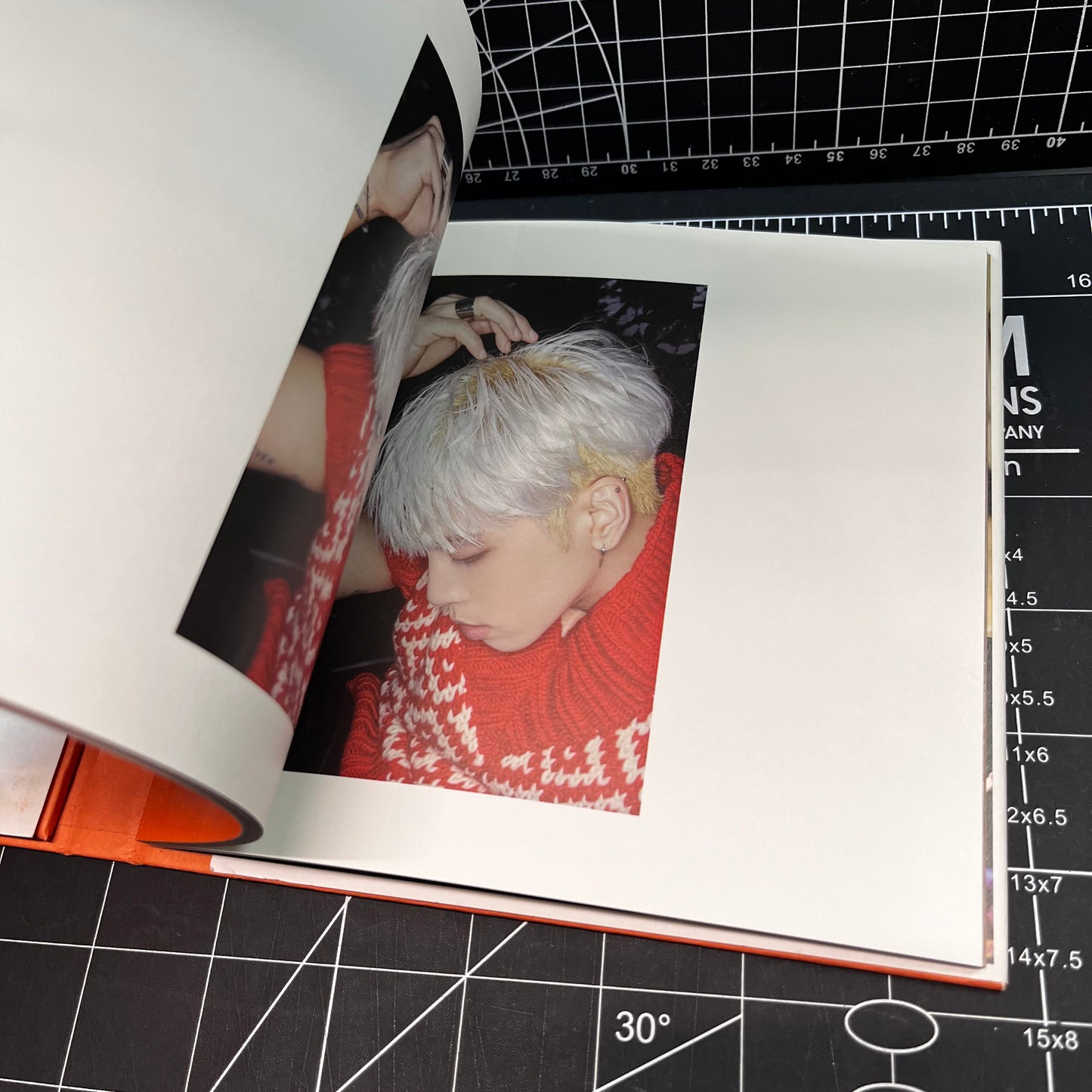 Jonghyun (SHINee) Solo Album Poet Artist - No Photocard
