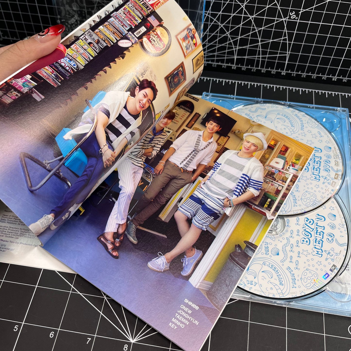 SHINee Japan Album Boys Meet U (Limited Edition) - No Photocard